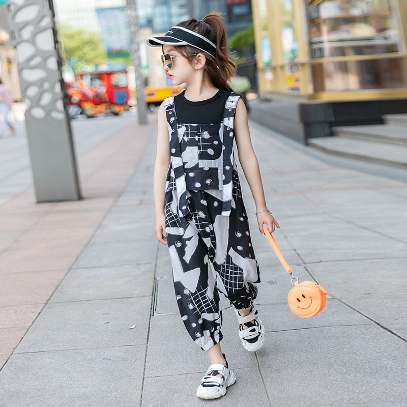 Korean Version of the Big Girl Suspenders Wide Leg Oants Two-piece Suit